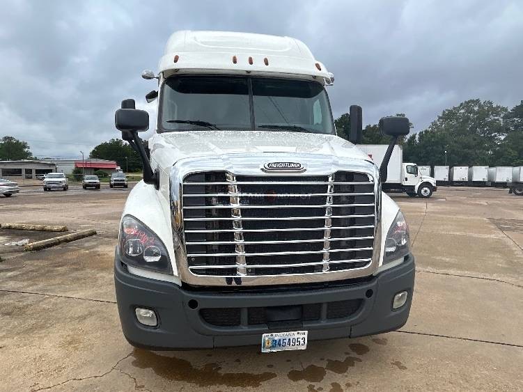 Truck Thumbnail 2