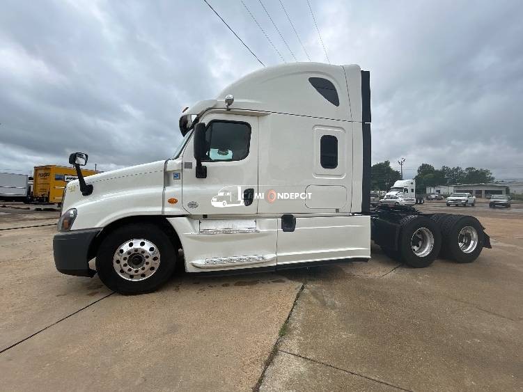 Truck Thumbnail 4