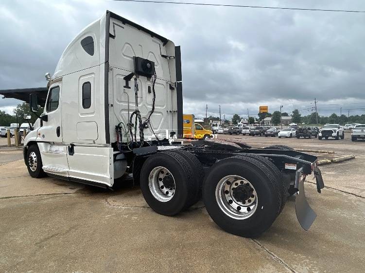 Truck Thumbnail 5
