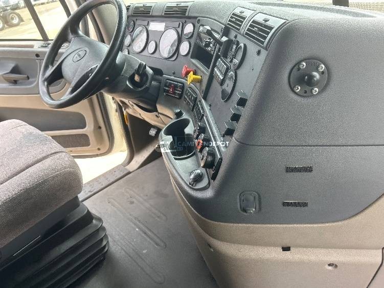 Truck Thumbnail 11