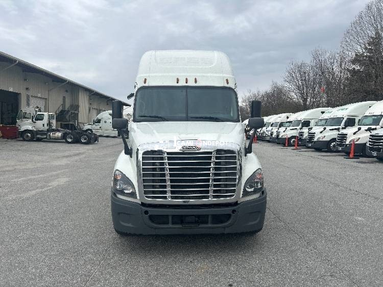 Truck Thumbnail 2