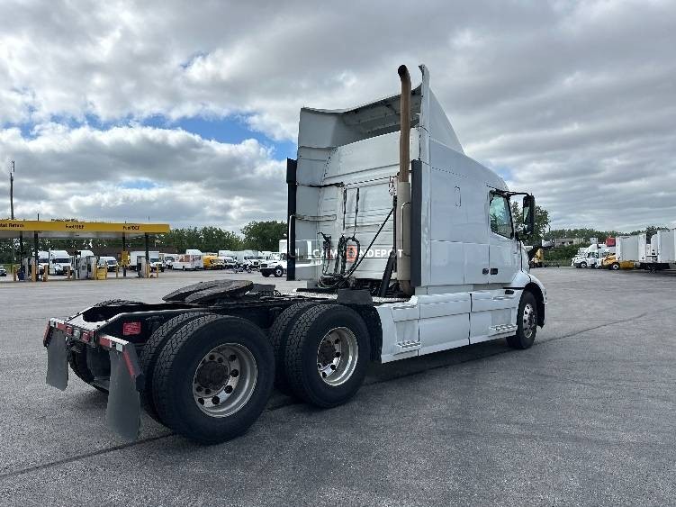 Truck Thumbnail 5
