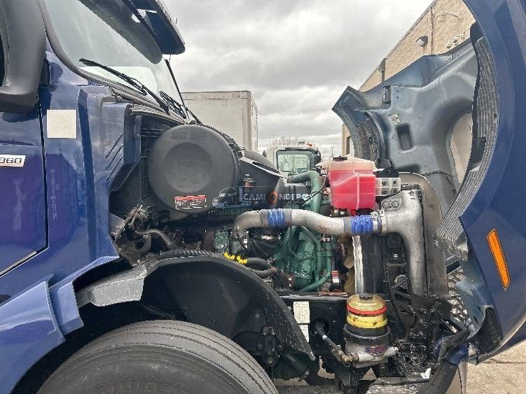Truck Thumbnail 8