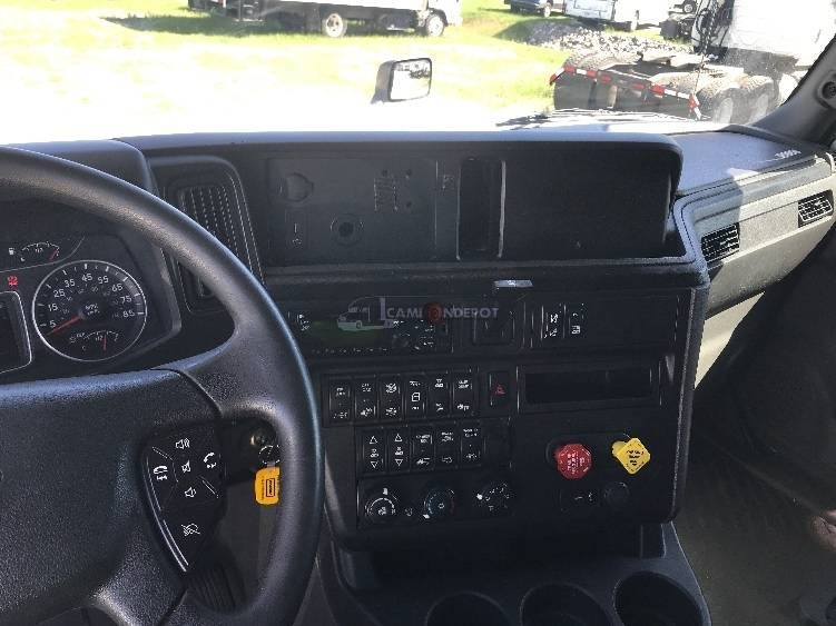 Truck Thumbnail 7