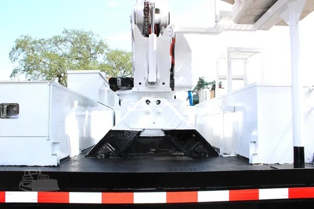 Truck Thumbnail 4