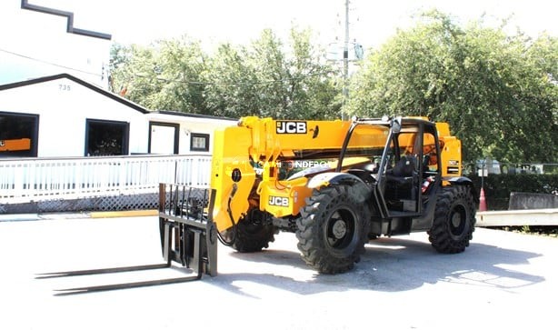 Truck Thumbnail 3