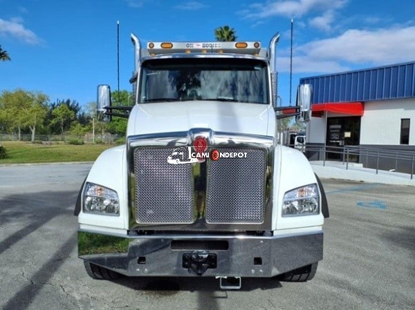 Truck Thumbnail 2