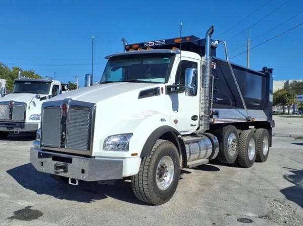 Truck