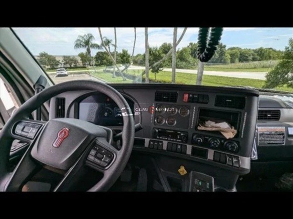 Truck Thumbnail 3
