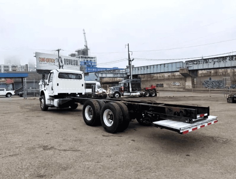 Truck Thumbnail 3