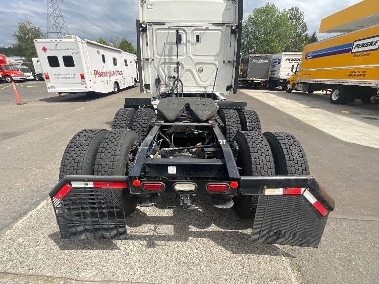 Truck Thumbnail 6
