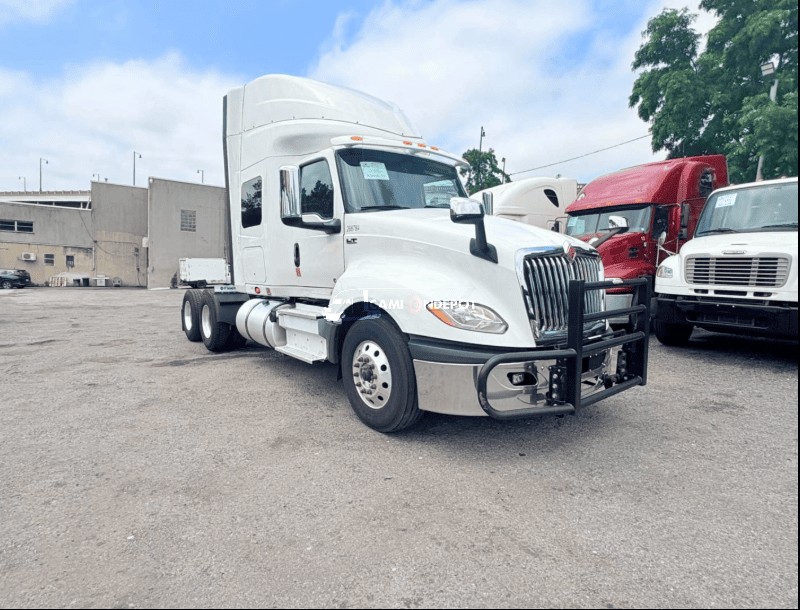 Truck Thumbnail 2