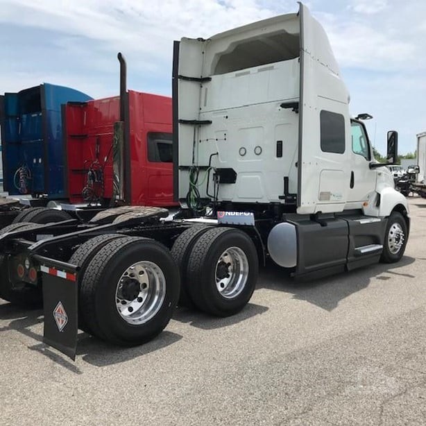 Truck Thumbnail 2