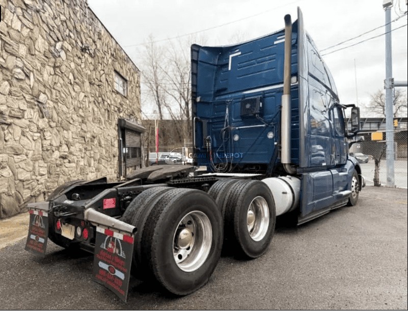 Truck Thumbnail 3