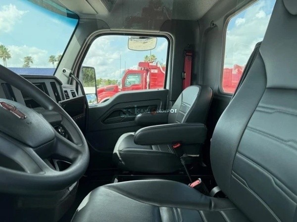 Truck Thumbnail 3