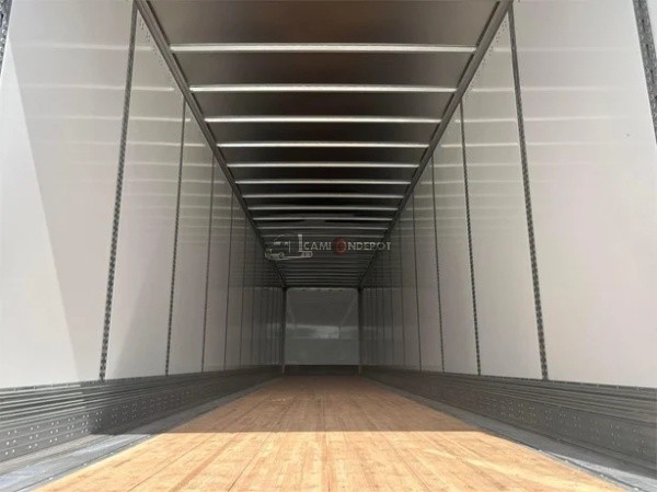 Truck Thumbnail 4