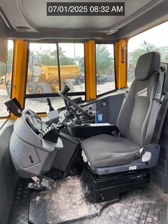Truck Thumbnail 2