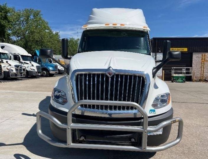 Truck Thumbnail 2