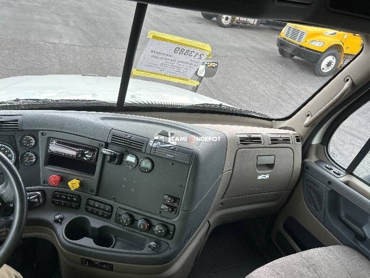Truck Thumbnail 8