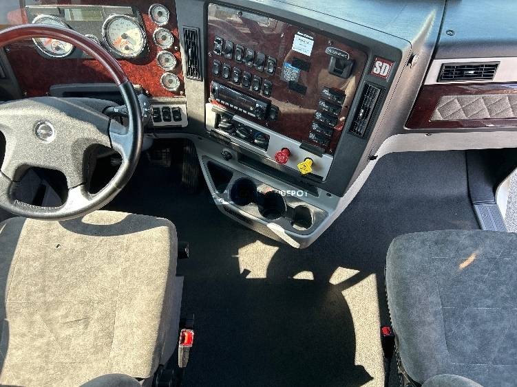 Truck Thumbnail 7
