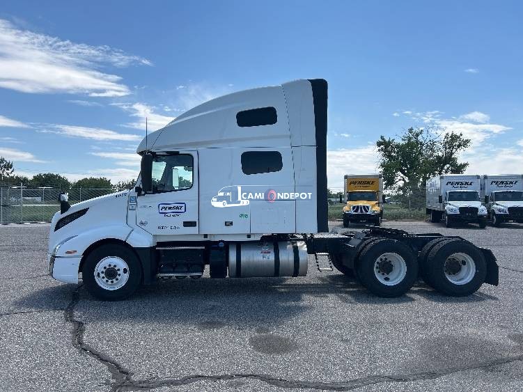 Truck Thumbnail 4