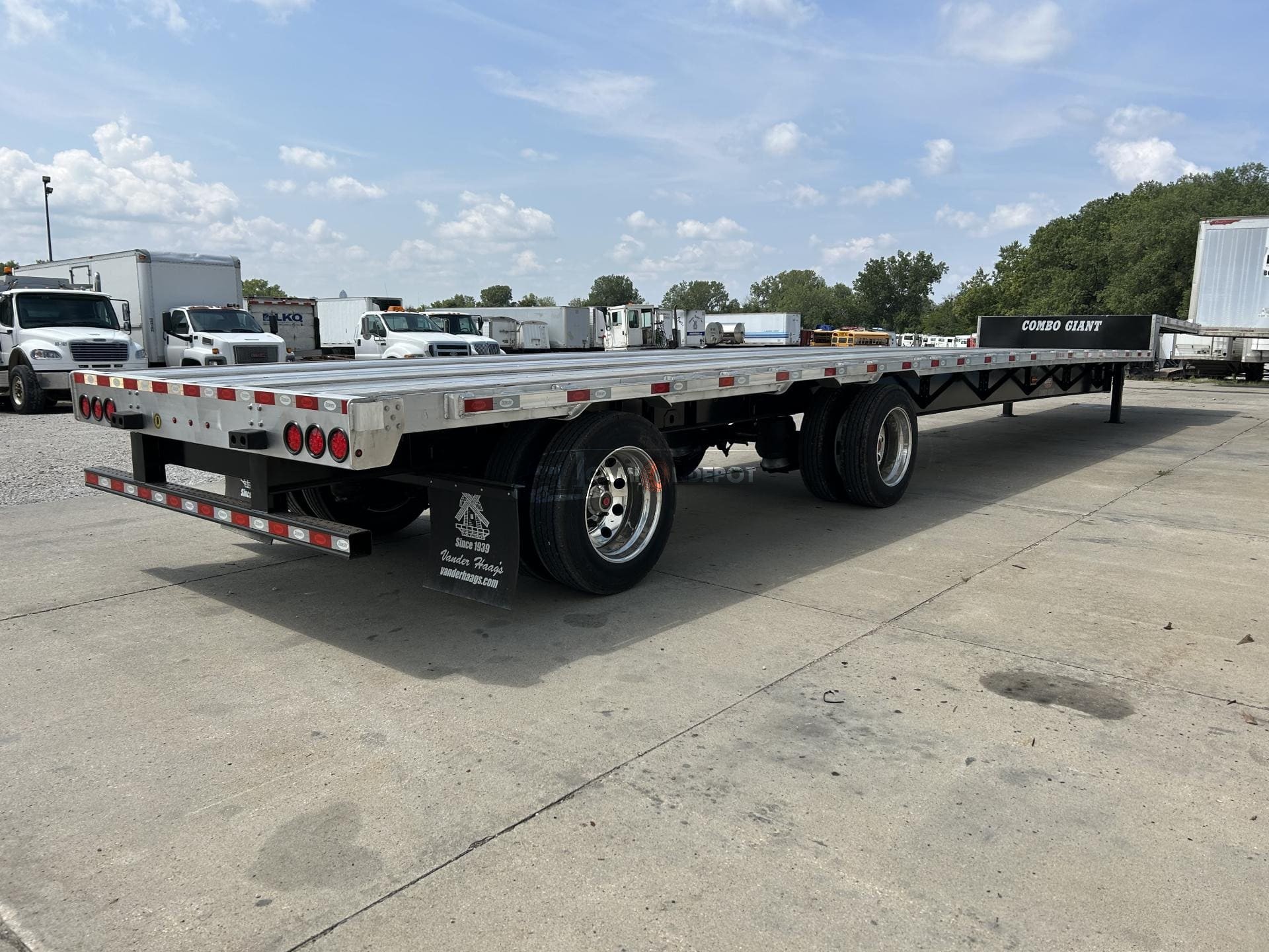 Truck Thumbnail 3