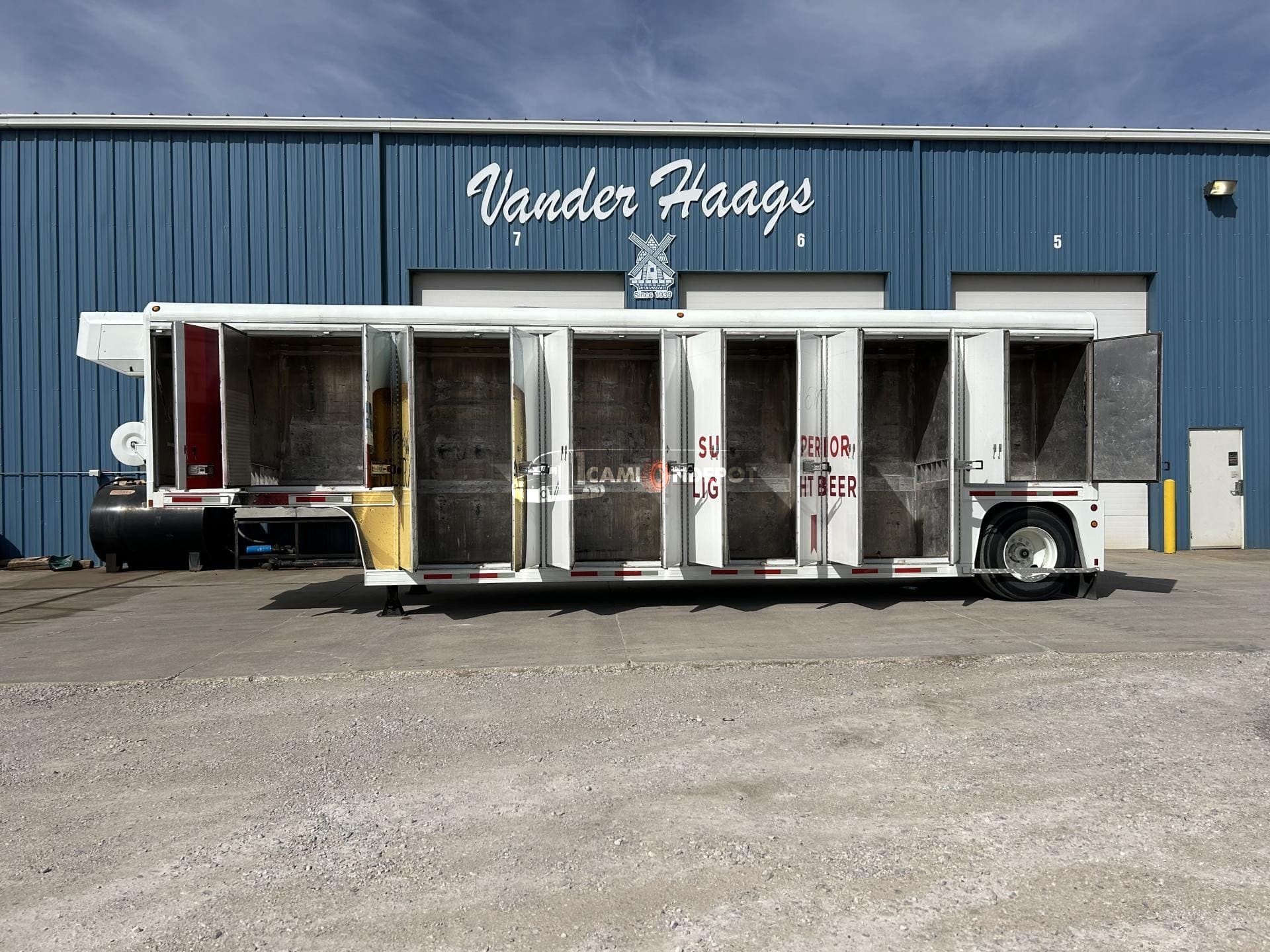Truck Thumbnail 3