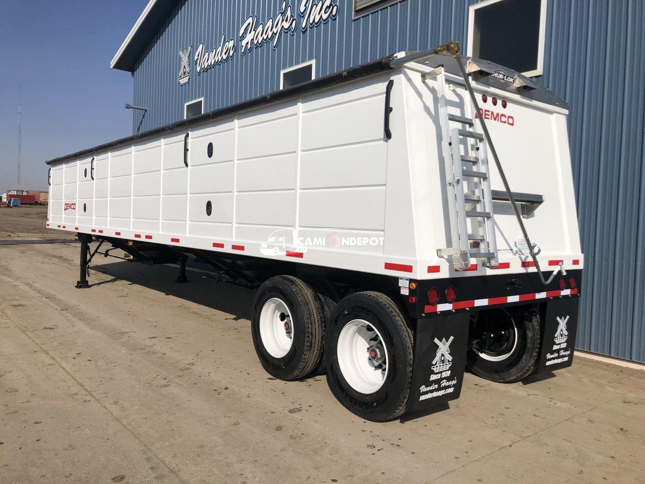 Truck Thumbnail 2