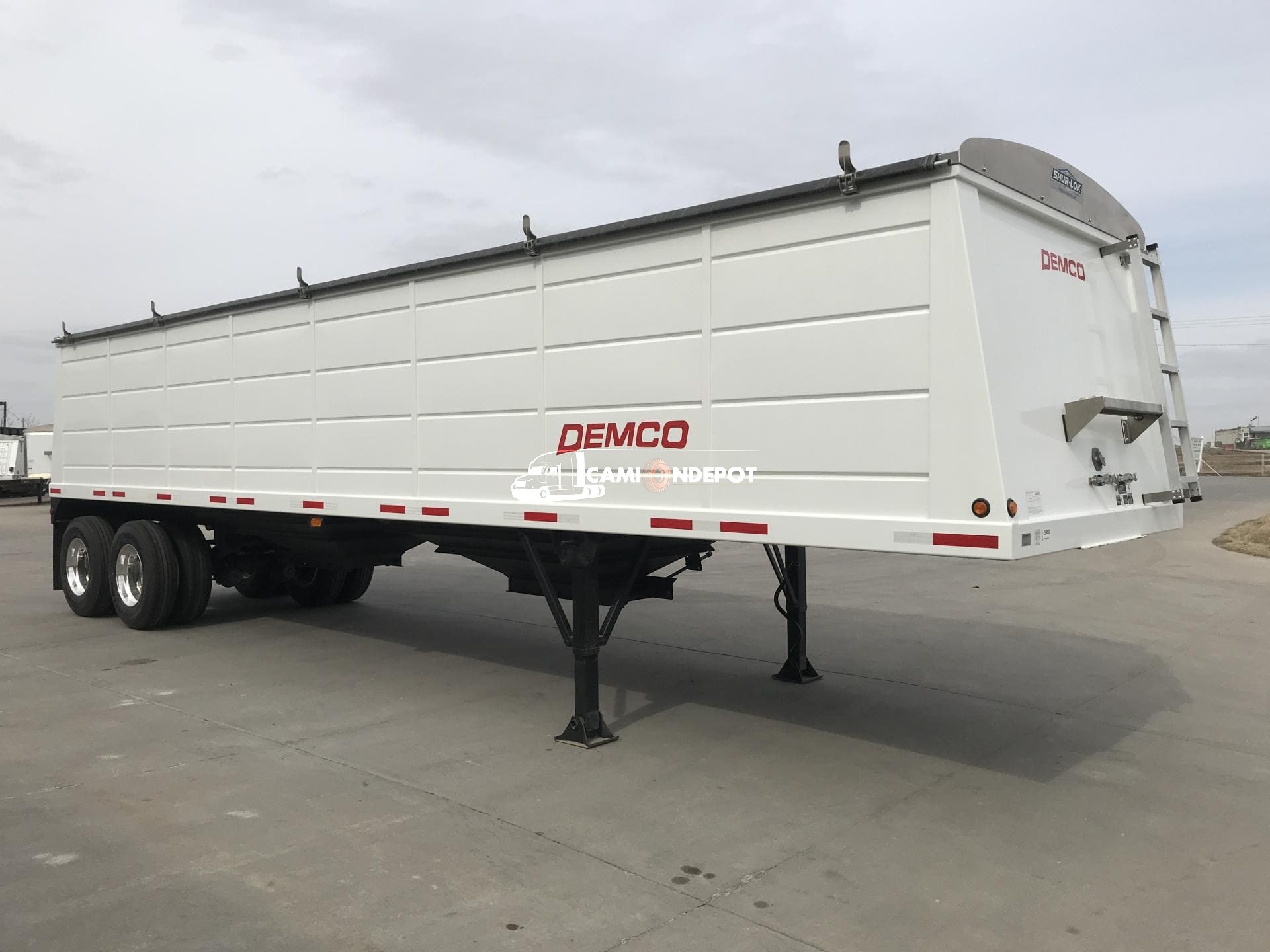 Truck Thumbnail 2