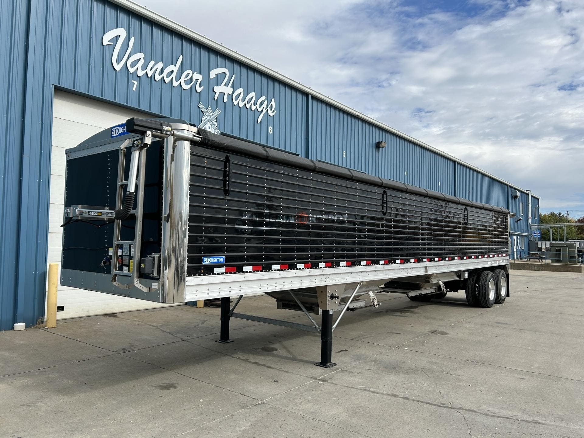 Truck