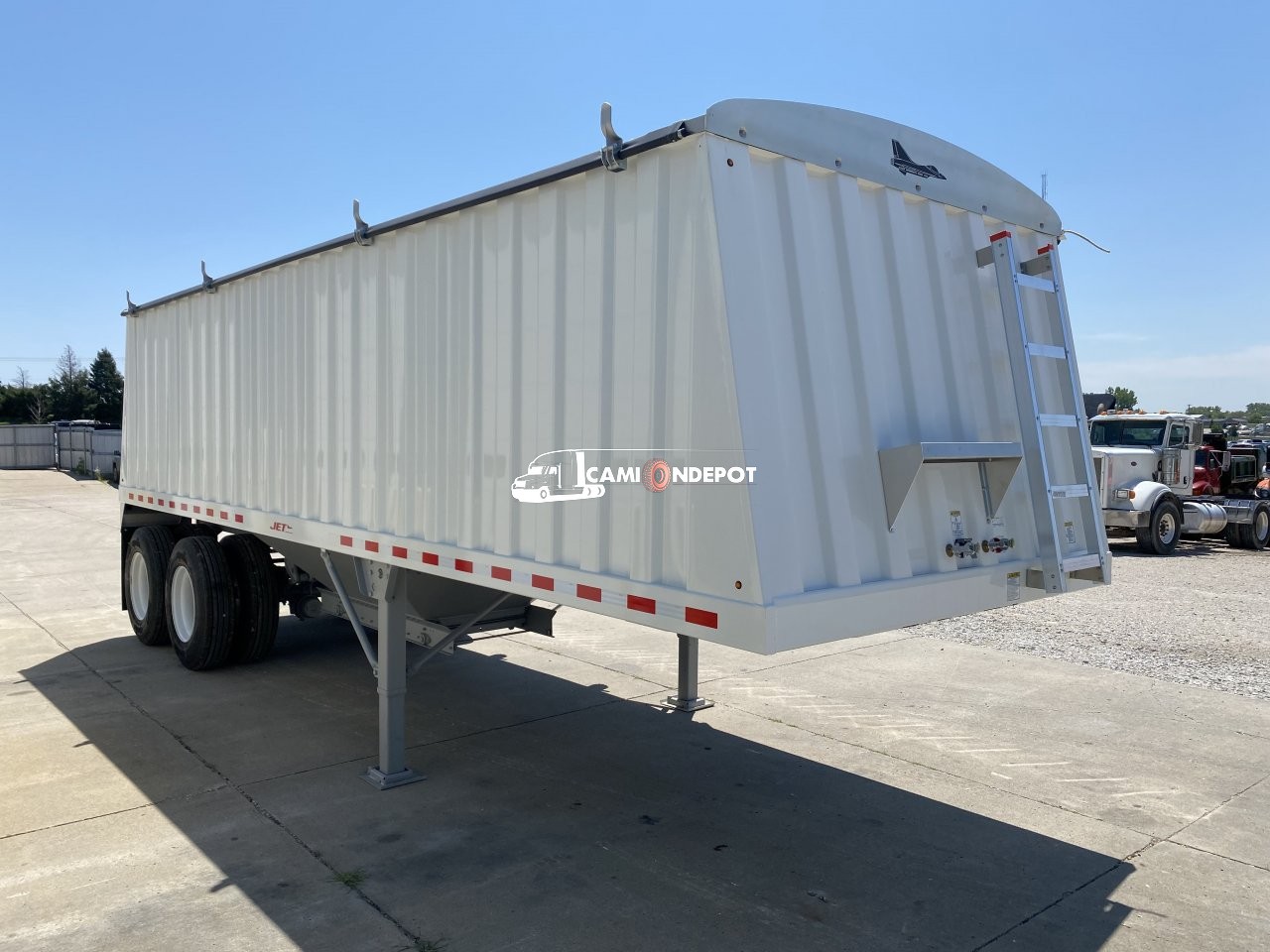 Truck Thumbnail 2
