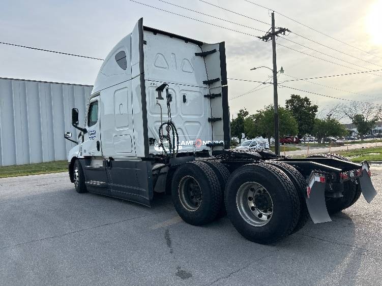 Truck Thumbnail 5