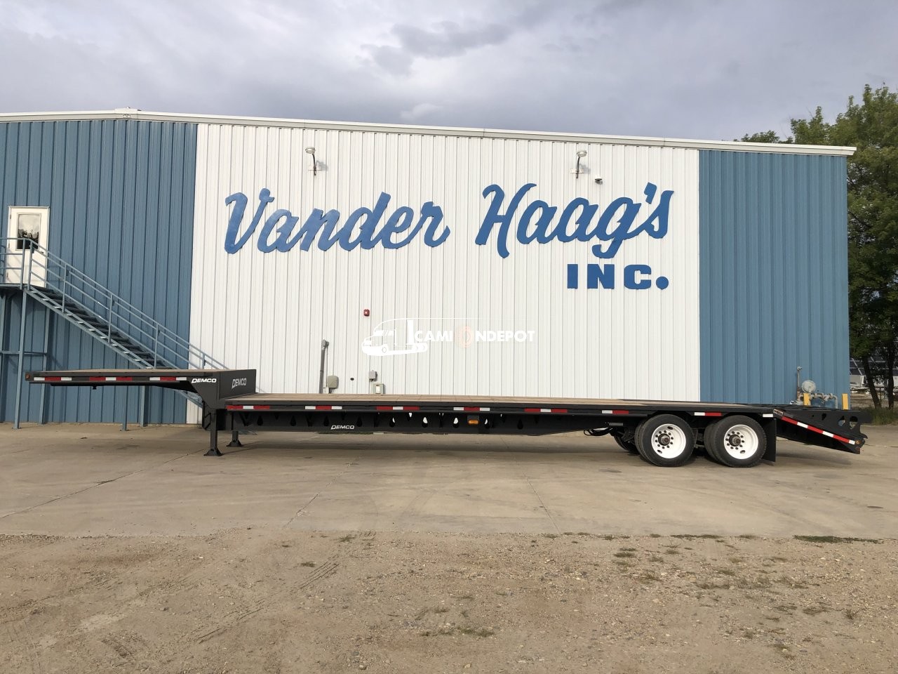Truck Thumbnail 3