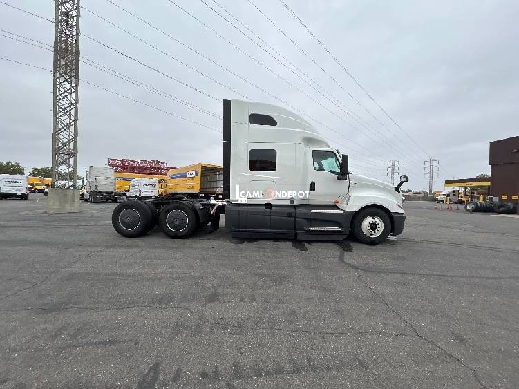 Truck Thumbnail 8