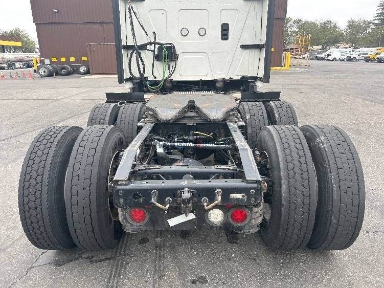 Truck Thumbnail 6