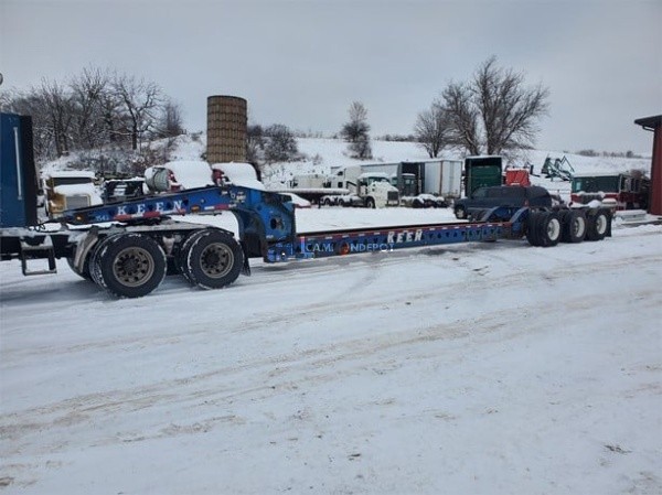 Truck Thumbnail 3