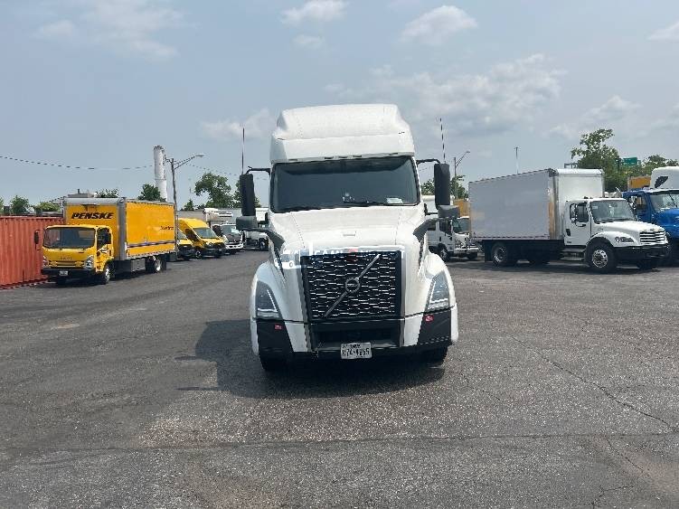 Truck Thumbnail 2