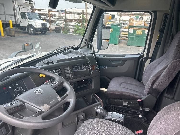 Truck Thumbnail 7