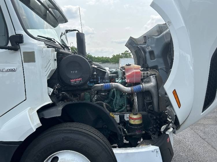 Truck Thumbnail 13