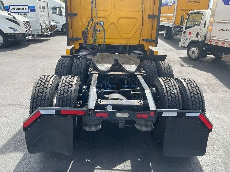 Truck Thumbnail 6