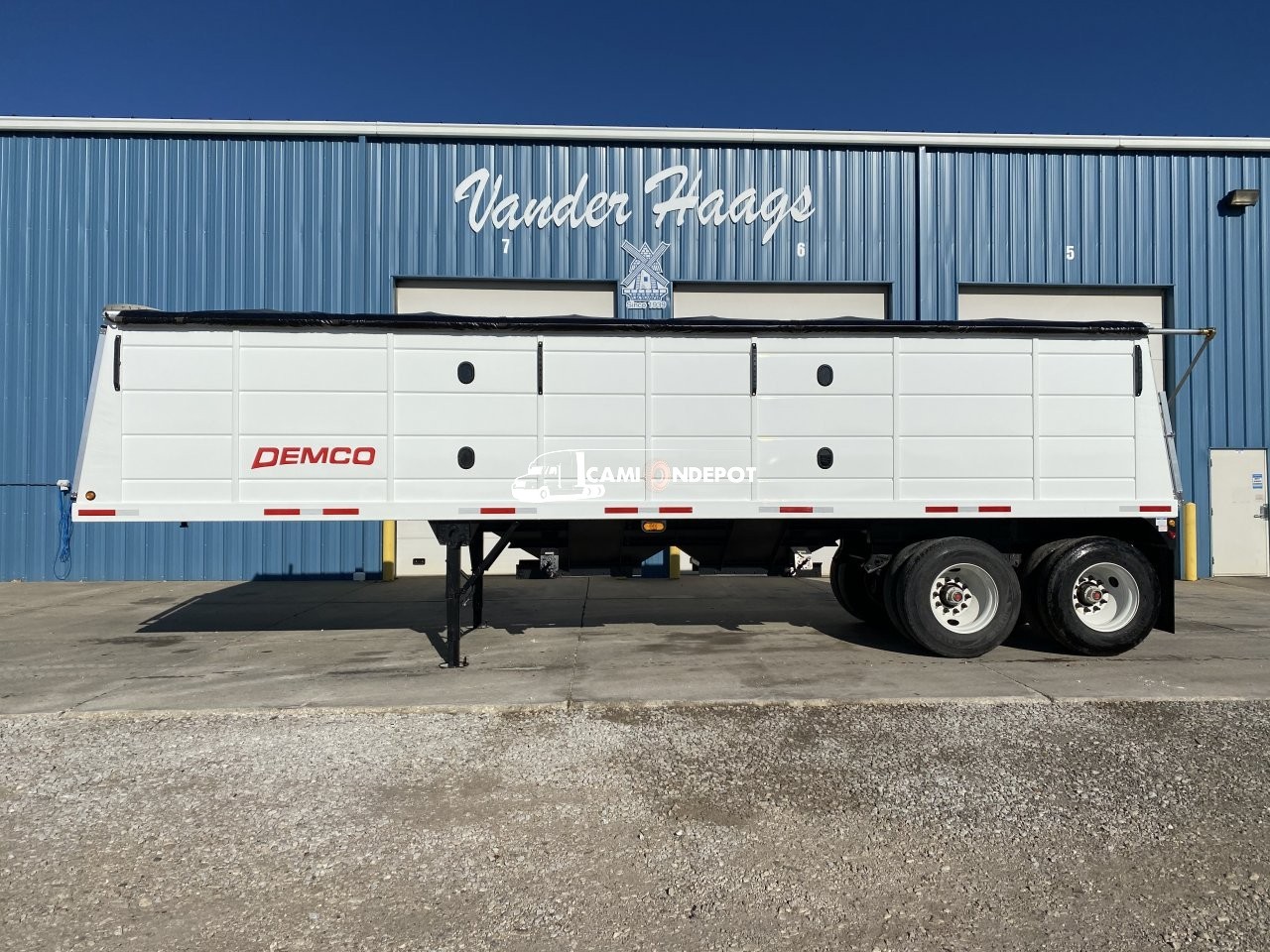 Truck Thumbnail 3