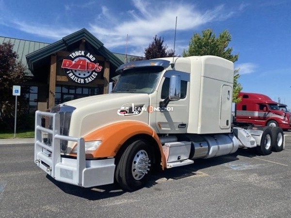 Truck Thumbnail 3