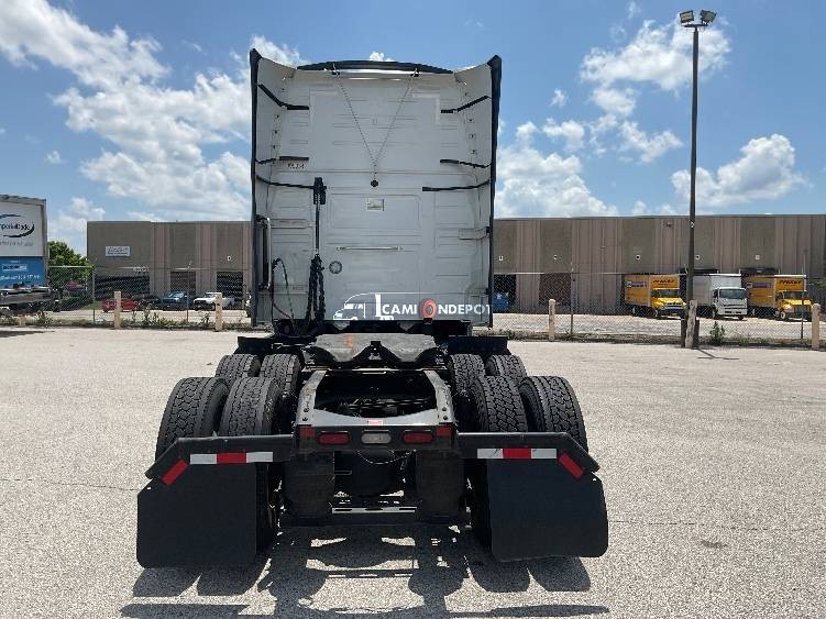 Truck Thumbnail 6