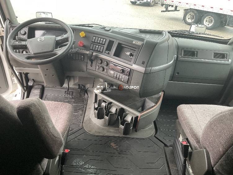 Truck Thumbnail 7
