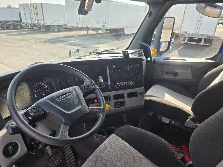 Truck Thumbnail 7