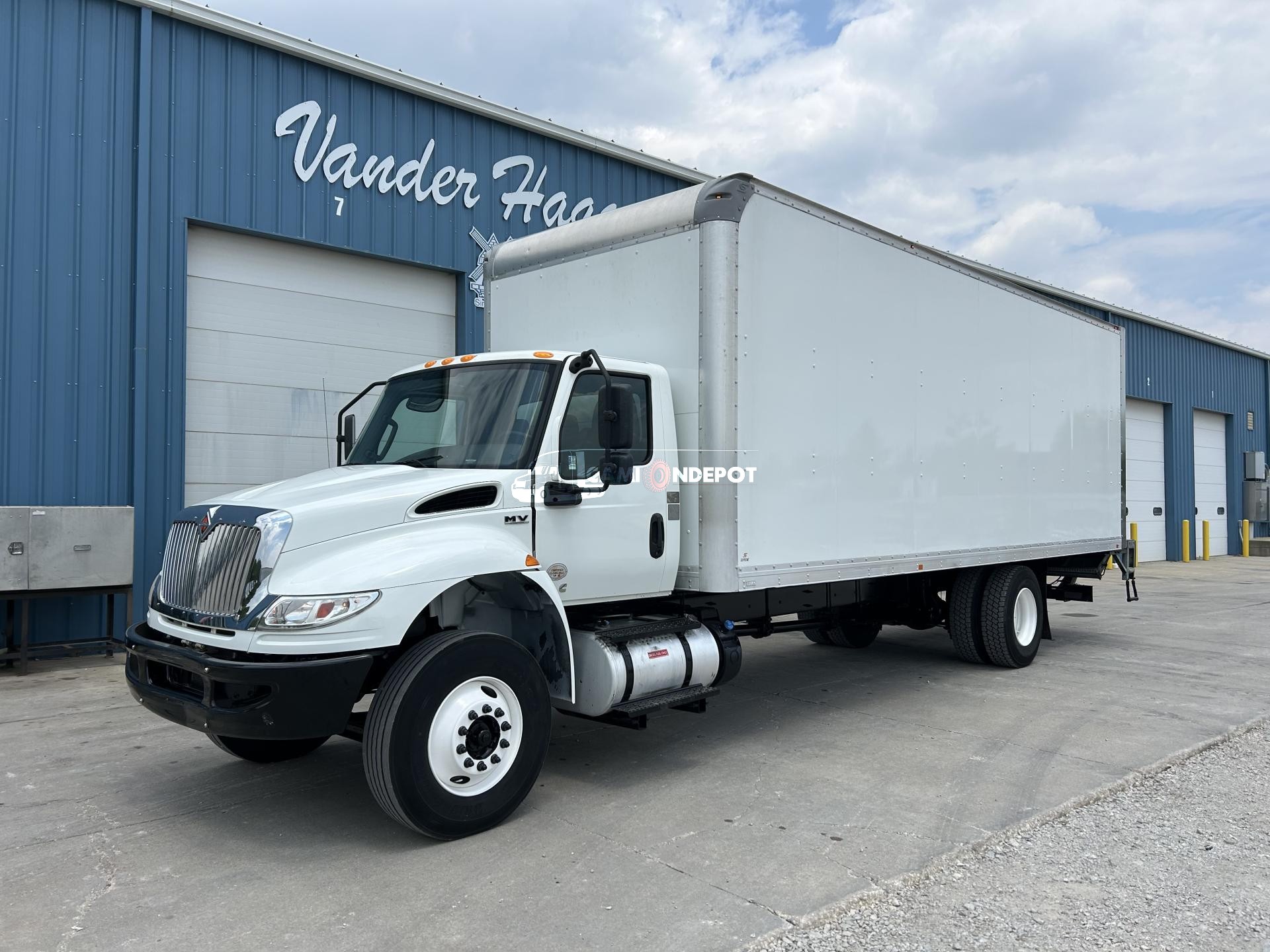 Truck