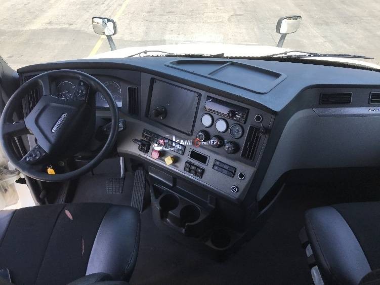 Truck Thumbnail 6