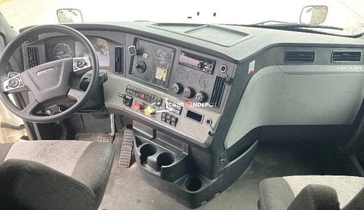 Truck Thumbnail 7