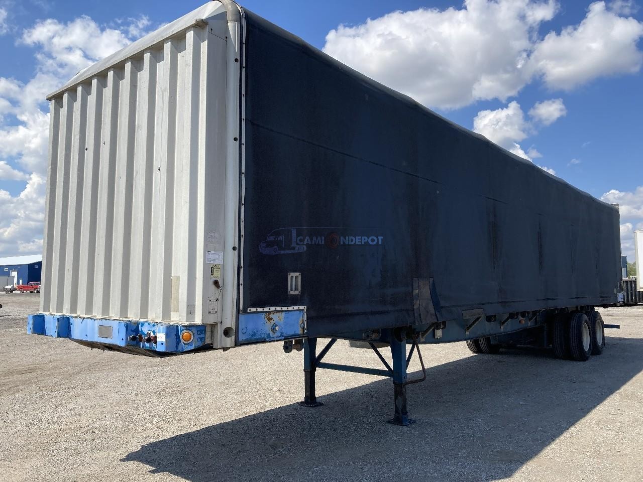 Truck