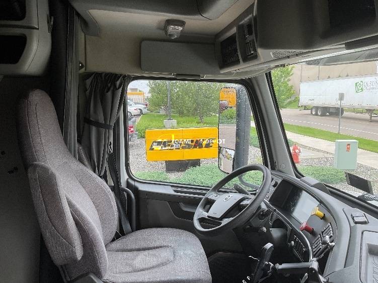 Truck Thumbnail 9